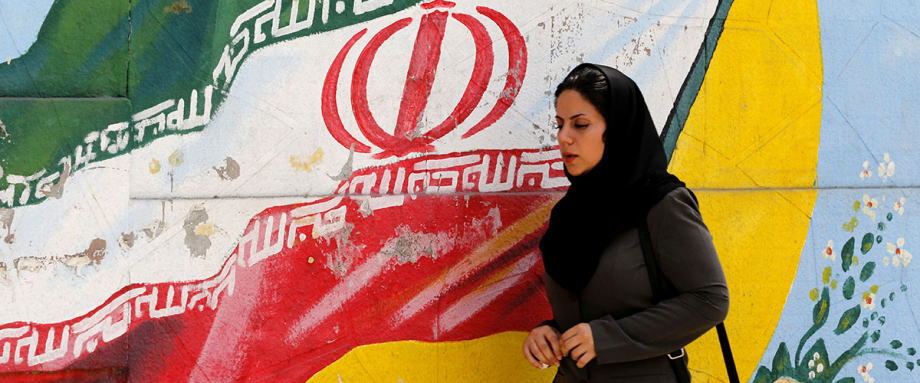 据伊朗多家媒体报道，当地时间2月3日日，欧盟外交与安全方针高档代表博雷利将访问伊朗，并将与伊朗外长扎里夫